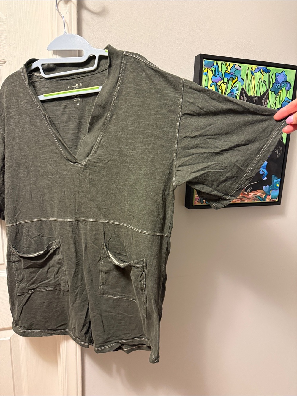NATURAL LIFE Olive V-Neck Pocket Tunic Top - Picture 3 of 4